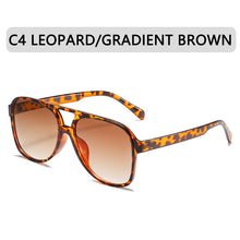 Carica l'immagine nel visualizzatore di Gallery, Occhiali da sole oversize Occhiali da vista classici sfumati da donna Occhiali da pilota color caramello Occhiali da donna UV400 Oculos de sol