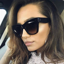 Load image into Gallery viewer, Rectangle Sunglasses Women Brand Designer PC Frame Gradient Lens Classic Rivet Shades Female Male Eyewear UV400