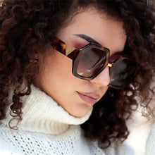 Load image into Gallery viewer, Luxury Square Sunglasses Ladies Fashion Glasses Classic Brand Designer Retro Sun Glasses Women Sexy Eyewear Unisex Shades