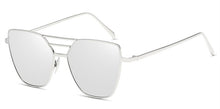 Carica l&#39;immagine nel visualizzatore di Gallery, Square Women Sunglasses Brand Designer Classic Metal Female Sun Glasses Men Coated Mirror UV400 Oculos De Sol
