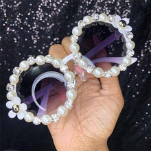 Load image into Gallery viewer, Sunglasses Women Sweet Flower With Pearl Rhinestone Round Sun Glasses Vintage Retro Glasses For Beach Ladies Shades UV400