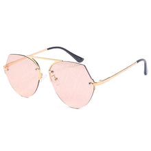 Carica l&#39;immagine nel visualizzatore di Gallery, Sunglasses for Men and Women  Designer Sun Glasses Frame Decoration Accessories  Show Eyewear Oculos