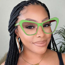 Load image into Gallery viewer, Trend Cat Eye Oversized Frame Glasses Ladies Blu-ray Glasses Brand Designer Eyeglasses Frames For Women  Brand