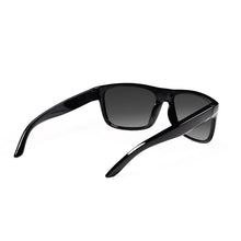 Load image into Gallery viewer, M plus Classic Polarized Sunglasses Men Women Driving Square Frame Sun Glasses Male Goggle UV400 Gafas De Sol