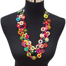 Carica l&#39;immagine nel visualizzatore di Gallery, Bohemian Coconut shell Wood Bead Pendant Necklaces Women Ethnic Jewelry Handmade Beaded Hanging Long Necklace Statement