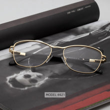 Carica l&#39;immagine nel visualizzatore di Gallery, MEESHOW Glasses Frame Men women cat eye Prescription Eyeglasses Female Myopia Optical Frames Clear Spectacles Eyewear glasses