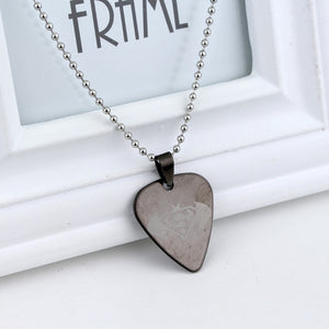 Music Band 5 Second of Summer Necklace Pendant for Fans High Quality Stainless Steel Guitar Pick Necklace