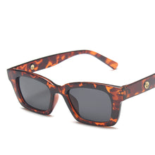 Load image into Gallery viewer, MUSELIFE 2023 Sunglasses Lady Flat Top Eyewear Lunette Femme Women  Brand Sunglasses Women Rivet Sun Glasse UV400