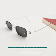 Carica l&#39;immagine nel visualizzatore di Gallery, Manual frameless glasses dark gray prescription myopia Sunglasses