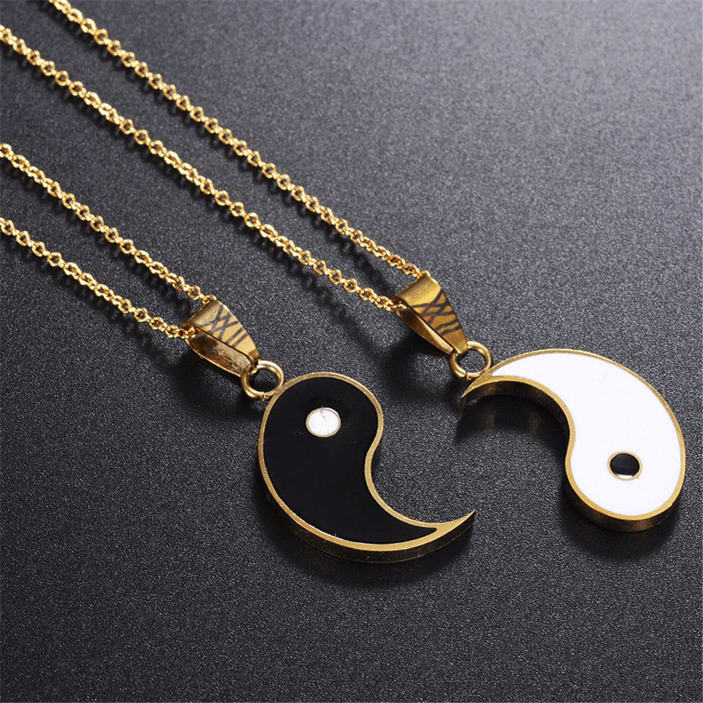 Matching 2 Pieces Stainless Steel Yin Yang Pendant Puzzle Piece Necklace Birthd Jewlery Gifts for Couple or Best Friends BFF