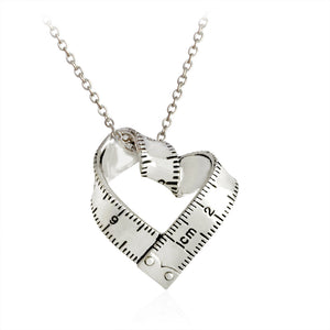 Misura collana contorta a forma di cuore righello pendente scala misura nastro collana per donna uomo gioielli regalo per insegnante studente 