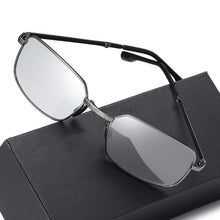 Load image into Gallery viewer, Men Photochromic Foldable Sunglasses with Polarized Lens Metal Frame Discolor Goggles Protection Anti-Fatigue Eyewear