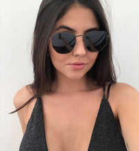 Carica l&#39;immagine nel visualizzatore di Gallery, Men Sunglasses Hexagon Sunglasses  Women Metal Frame Fishing Glasses Gold tea Eyewear UV400 womens   shades for women