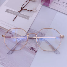 Carica l'immagine nel visualizzatore di Gallery, Men Vintage Anti Blue light Glasses Frame Round Women Lens Myopia Optical Mirror Simple Metal Anti-blue Clear Eyewear Frames