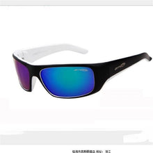 Load image into Gallery viewer, Men and women sunglasses Designer  sunglasses Popular European sunglasses Outdoor  sports eye glasses