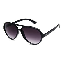 Load image into Gallery viewer, Mens Retro Aviation Driving Sunglasses Vintage Eyewear Gradient Black Pilot Eyeglasses Fishing Sun Glasses Women UV400