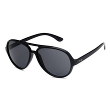 Load image into Gallery viewer, Mens Retro Aviation Driving Sunglasses Vintage Eyewear Gradient Black Pilot Eyeglasses Fishing Sun Glasses Women UV400
