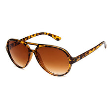 Load image into Gallery viewer, Mens Retro Aviation Driving Sunglasses Vintage Eyewear Gradient Black Pilot Eyeglasses Fishing Sun Glasses Women UV400