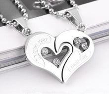 Carica l&#39;immagine nel visualizzatore di Gallery, Mens Stainless Steel Chain Black Heart Love Necklaces for Couples Korean Ladies Fashion Trendy Paired Suspension Pendants Model