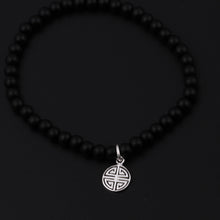 Carica l'immagine nel visualizzatore di Gallery, Natural Obsidian Beads Handmade Elastic Charm Bracelets and 925 Sterling Silver Smile Pendant for Unisex Jewelry