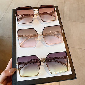 Occhiali da sole quadrati con montatura grande in metallo Occhiali da sole a catena da donna Occhiali da sole femminili Brand Gradient Retro Designer Oculos De Sol 
