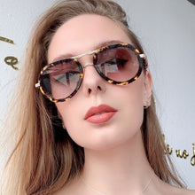 Load image into Gallery viewer, Metal frame folding sunglasses women  pilot stye sunglasses for men with gold metal embossed temples