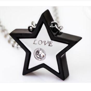 Titanium Jewelry Titanium Couple Necklaces Happiness Starfish Necklace Come With Chain Gold/Black