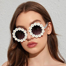Load image into Gallery viewer, Mother Kids Sunglasses Women Children Round Flower Girls Boys Baby Daisy Shades Sun Glasses UV400 Outdoor Sun Protection Eyewear