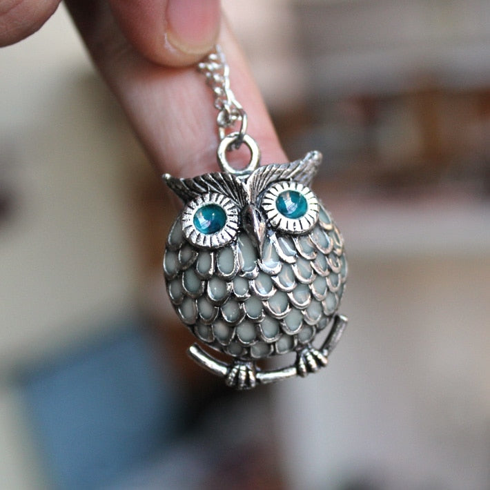 NEW The owl Luminous Necklace Hollow owl Necklace GLOW in the DARK night luminous gift women necklace