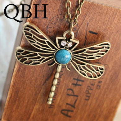 NK379 Hot Fashion Cute Vintage Hollow Green Gem Crystal Butterfly Pendants Chain Necklaces Wholesales Jewelry Accessories