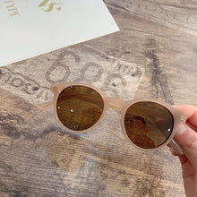 Load image into Gallery viewer, NLAJIZTY Kids Sunglasses Boys And Girls Retro Children Sunglasses Round Sun Glasses Vintage Baby Oculos Retro Eyewear