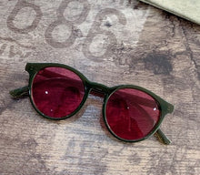 Load image into Gallery viewer, NLAJIZTY Kids Sunglasses Boys And Girls Retro Children Sunglasses Round Sun Glasses Vintage Baby Oculos Retro Eyewear
