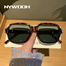 Load image into Gallery viewer, NYWOOH Square Sunglasses Men Women Vintage Small Frame Sunglass Female Retro Leopard Green Sun Glasses UV400