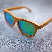 Carica l'immagine nel visualizzatore di Gallery, Natural Bamboo Wooden Sunglasses Handmade Polarized Mirror Coating Lenses Eyewear Glasses Original Wood Oculos de sol masculino