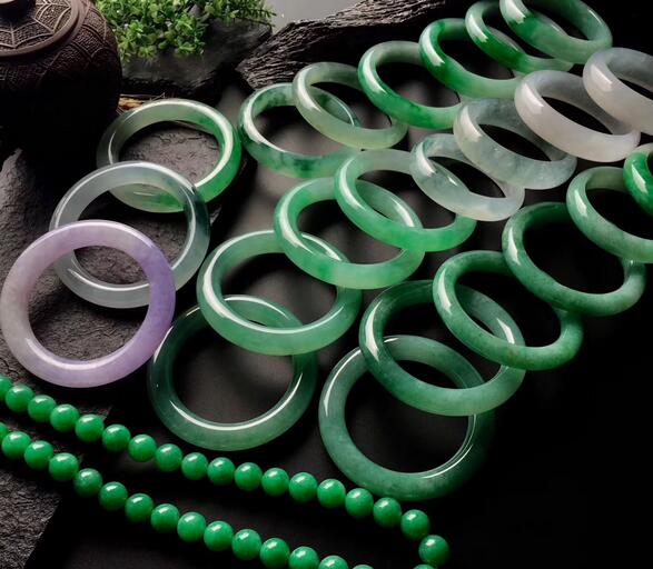 Natural Jade Bracelet Ice Seeds Green