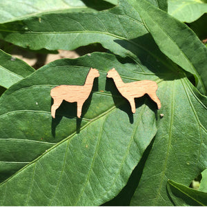 Orecchini Lama Pacos in stile naturale incisi al laser Orecchini a perno in legno con animali adorabili X 1 paio 