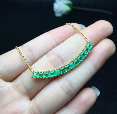 Collana in pietra verde smeraldo naturale Collana con pendente in pietra preziosa naturale S925 ragazza in argento Elegante bella faccia sorridente Gioielli in fila 