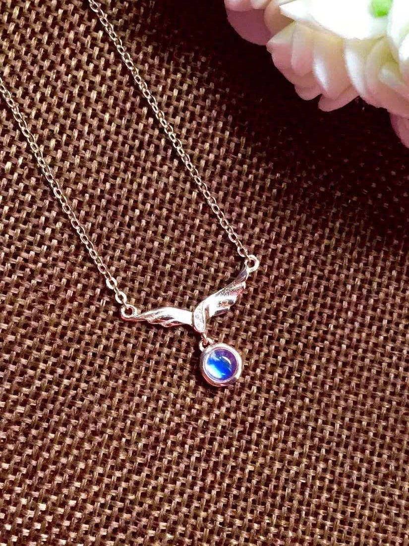 Collana in pietra di luna naturale Collana con ciondolo in pietra preziosa naturale S925 argento Moda Elegante ali d'angelo ragazze donne gioielli da festa 