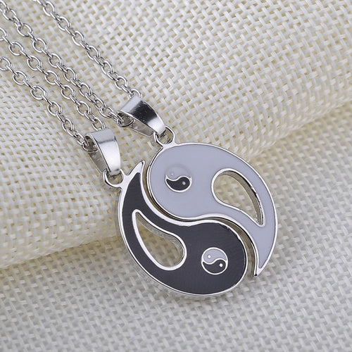Necklace Pendant Puzzle Pieces Broken 2 Best Friend Necklace Chain Lovers Couple Men Women Necklace Hollow Yin yang Gifts Share