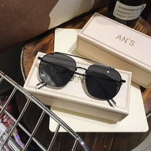 Load image into Gallery viewer, 2023  Women Sunglasses Cute Transparent Light Sunglasses Female Ins Personality Decorative Gradient Glasses UV400
