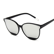 Carica l'immagine nel visualizzatore di Gallery, 2023 Sunglasses Women Vintage Metal Mirror Classic Vintage Sun Glasses Female Oculos De Sol Feminino UV400