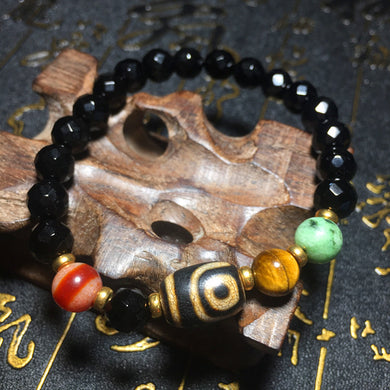 Nuovo arrivo Bracciale in agata Vecchio Due occhi Perline Dzi Dente di tigre Amuleto Perline in agata rossa Bracciale con perline tibetane Dzi Porta fortunato 
