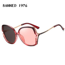Carica l'immagine nel visualizzatore di Gallery, Women Polarized Sunglasses  Lady's UV400 Diamond Pochromic Feminin Cool Sun Glasses Vintage Oculos