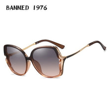 Carica l'immagine nel visualizzatore di Gallery, Women Polarized Sunglasses  Lady's UV400 Diamond Pochromic Feminin Cool Sun Glasses Vintage Oculos