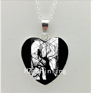 New Black Cat and Moon Heart Necklace Animal with Moon Heart Pendant Jewelry Women Heart Shaped Necklace HZ3