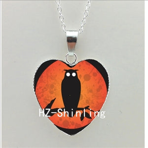 New Black Cat and Moon Heart Necklace Animal with Moon Heart Pendant Jewelry Women Heart Shaped Necklace HZ3