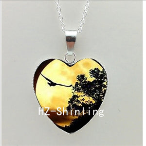 New Black Cat and Moon Heart Necklace Animal with Moon Heart Pendant Jewelry Women Heart Shaped Necklace HZ3