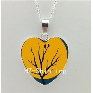 New Black Cat and Moon Heart Necklace Animal with Moon Heart Pendant Jewelry Women Heart Shaped Necklace HZ3