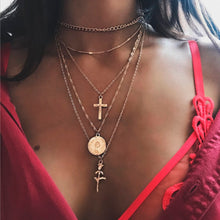 Carica l&#39;immagine nel visualizzatore di Gallery, Collana con ciondolo in oro con croce multistrato bohémien per donna, collane girocollo con lettera punk 2020, regalo per gioielli con parole di moda