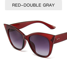 Carica l&#39;immagine nel visualizzatore di Gallery, Cat Eye Sunglasses Woman Big Frame Cat Sun Glasses Female Retro Shades UV400 Black White Color Oculos De Sol